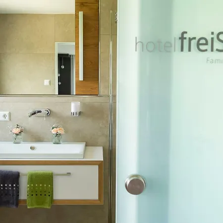 Отель Freisicht Хагнау